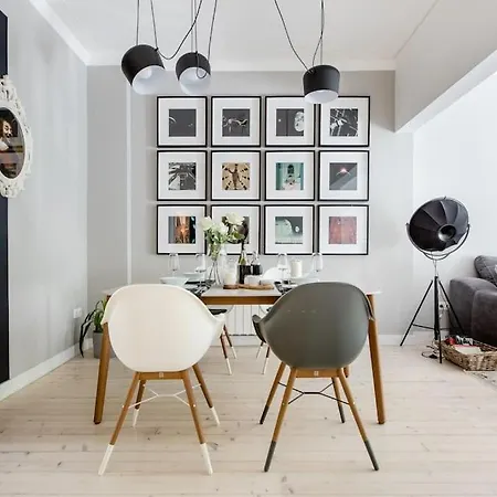 Sophisticated Gem In The Heart Of Апартамент София